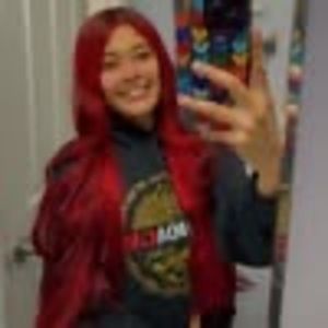 Meet your Posher, Yanira